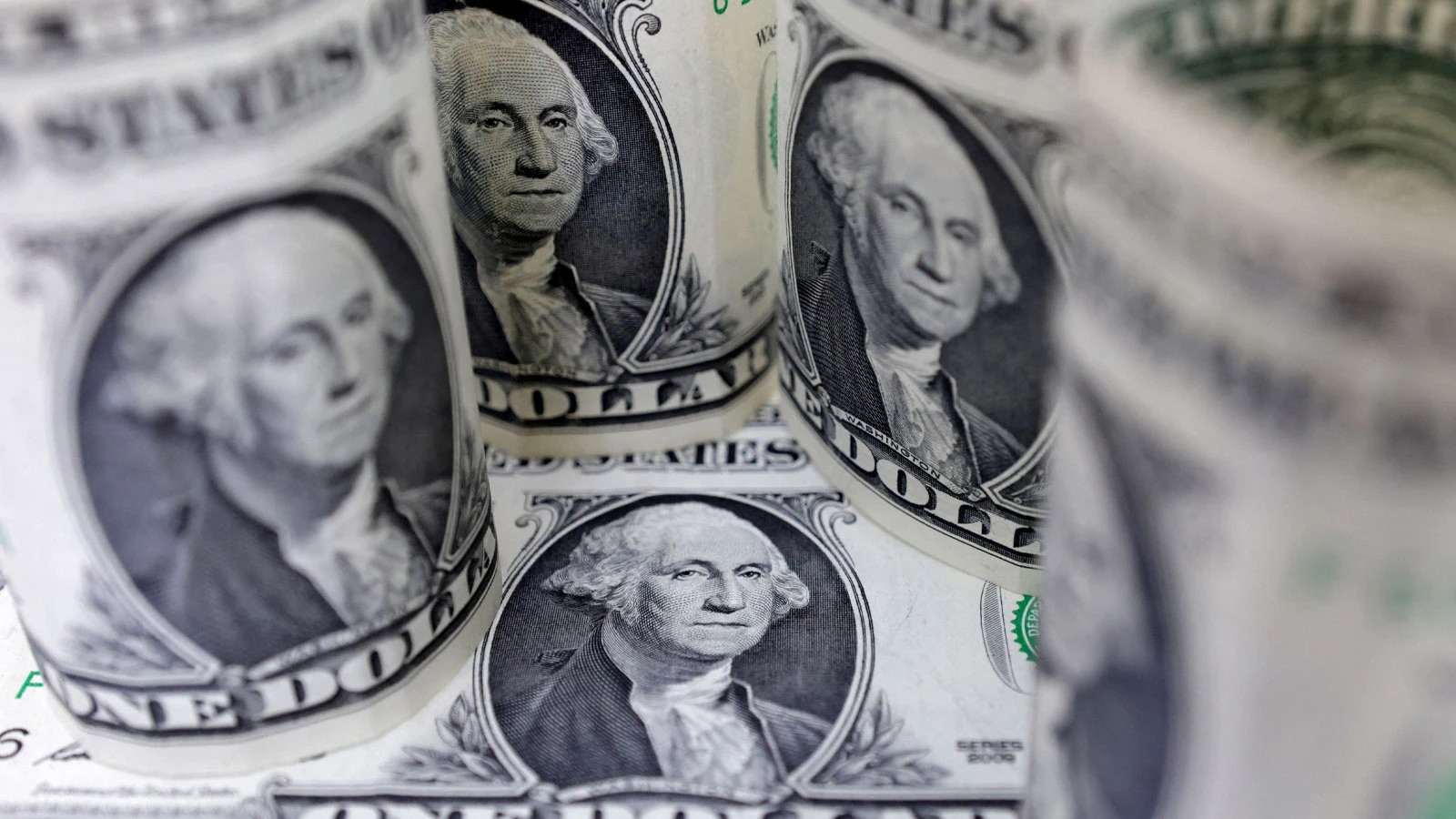 Dolar/TL sabit kalmaya devam ediyor... Gözler yarına kilitlendi