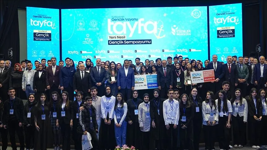 Tayfa Yeni Nesil Gençlik Sempozyumu, İstanbul'da düzenlendi