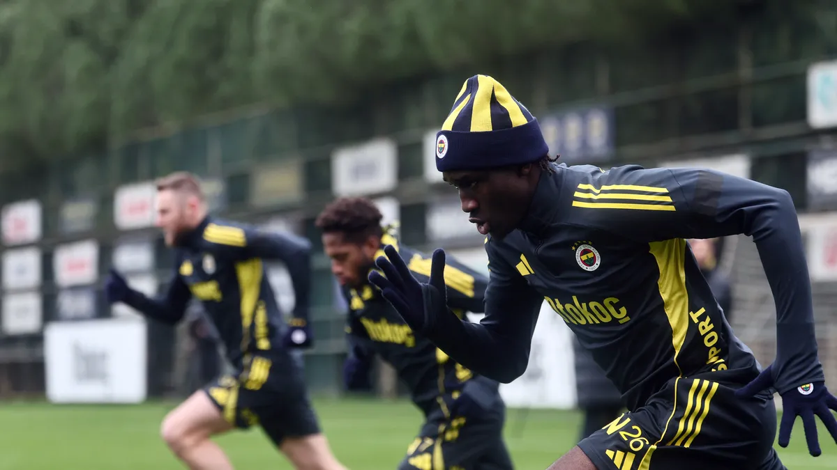 Fenerbahçe'de Trabzonspor maçı hazırlıkları başladı