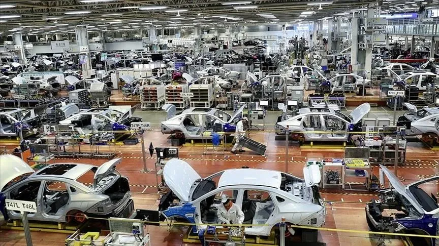 Çin'le rekabet AB'yi içten yanmalı motorlara devam etme düşüncesine itiyor