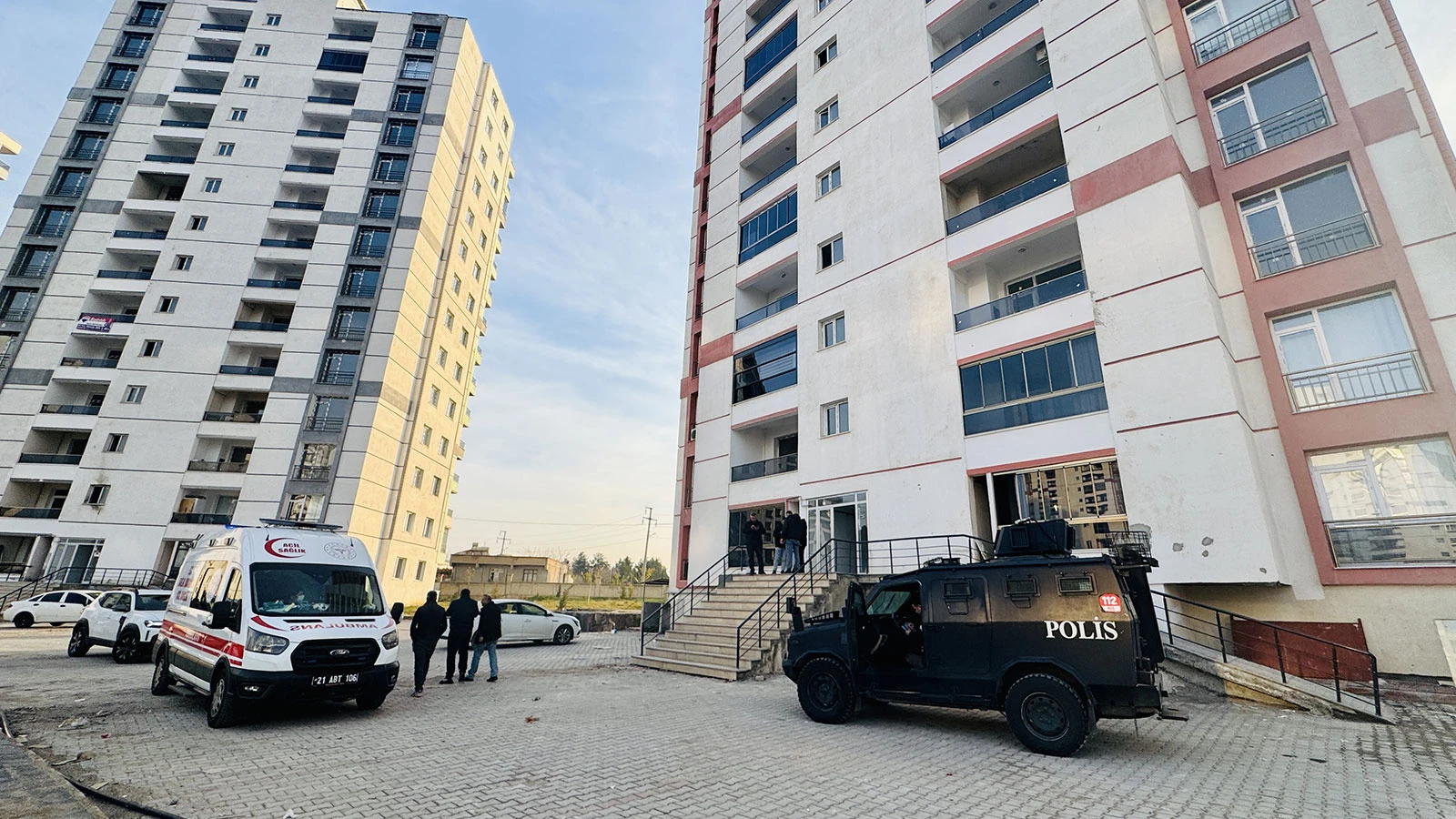 Diyarbakır'da korkunç olay! Boş dairede, çöp poşetinde kadın cesedi bulundu