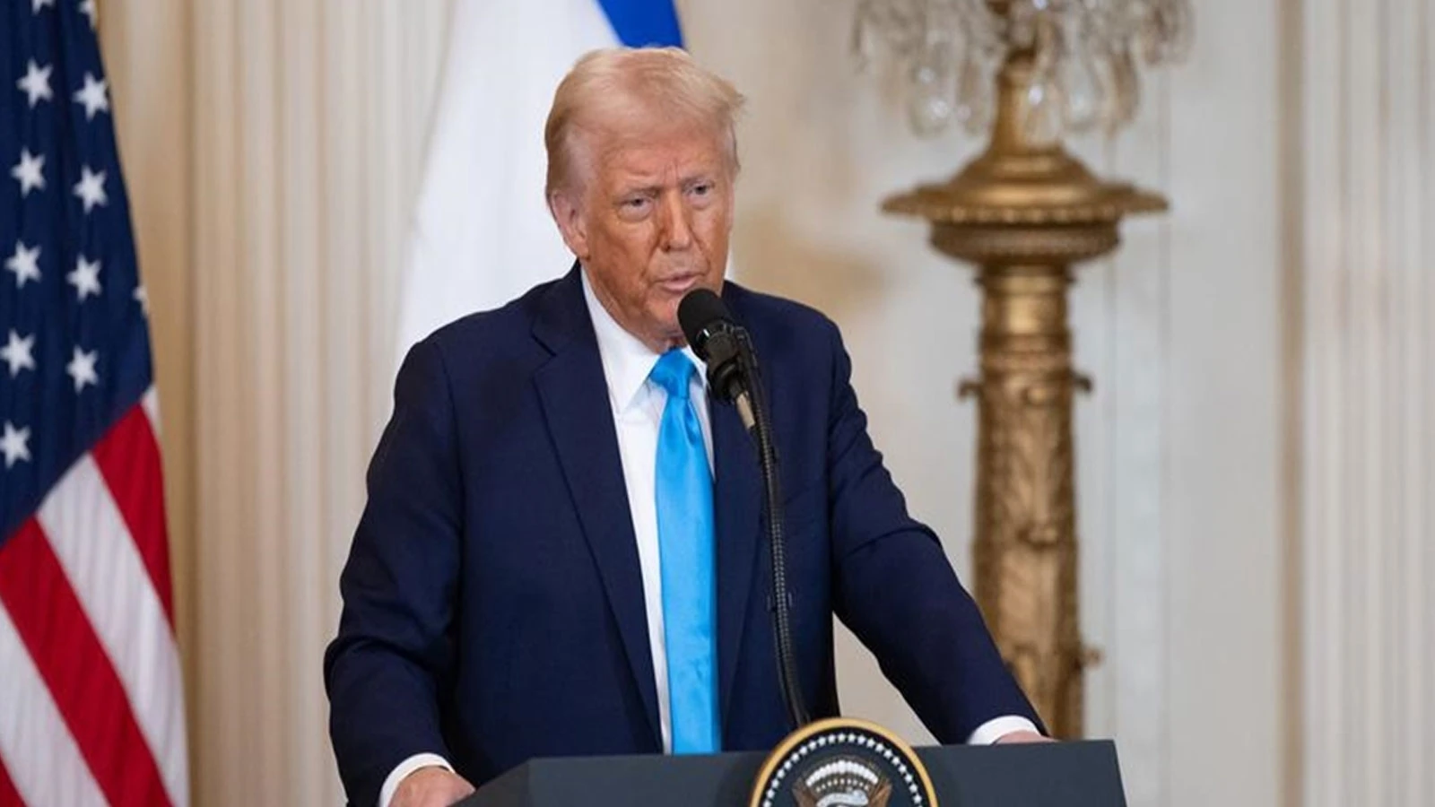 Trump, Venezuela açıklarında bir teknenin vurulduğunu açıkladı