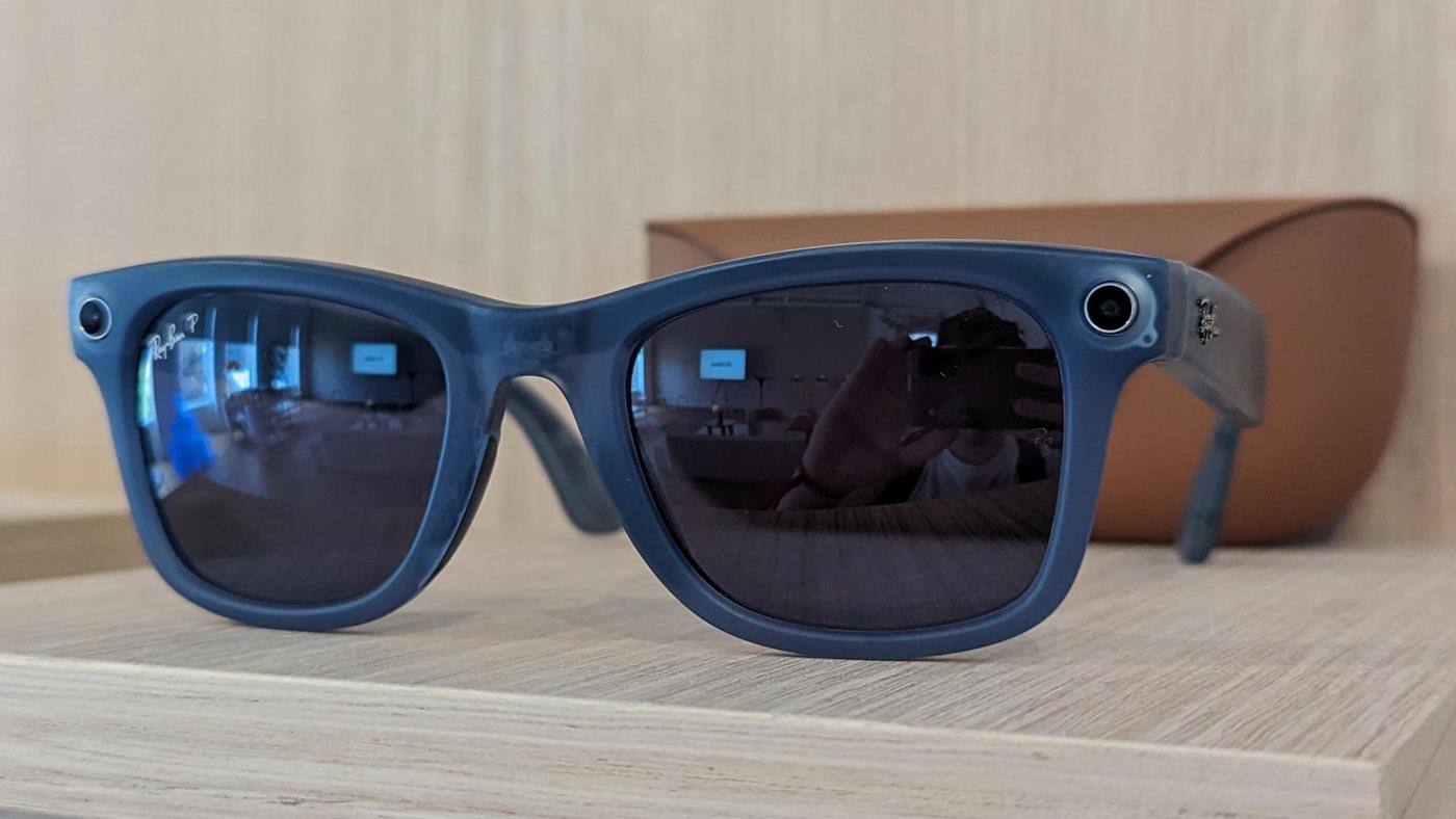 Ray-Ban Meta akıllı gözlükleri satış rekoru kırdı: Gelir üç kat arttı