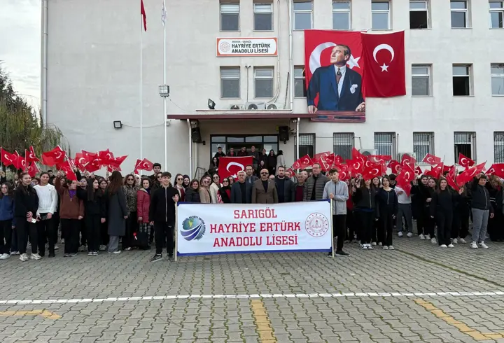 Sarıgöl'de okullarda 'bayrağımıza saygı ve sevgi' etkinliği