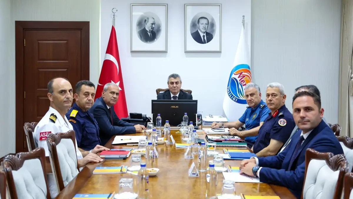 Mersinde Bin 49 Araç Trafikten Menedildi
