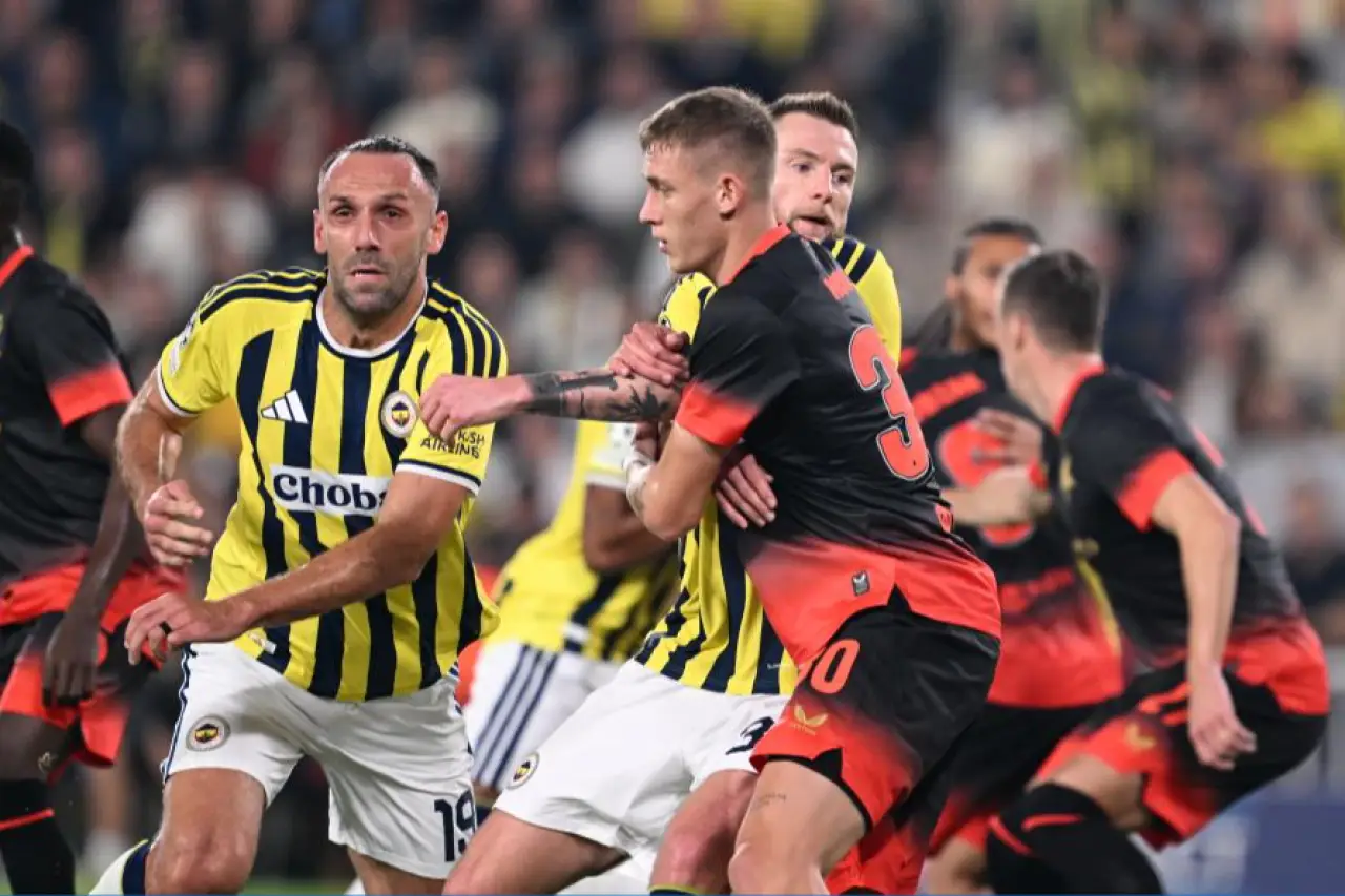 Şampiyonlar Ligi 3'üncü Hafta Maçı: Fenerbahçe, Slavia Prag Maçı 2-2 Berabere Bitti