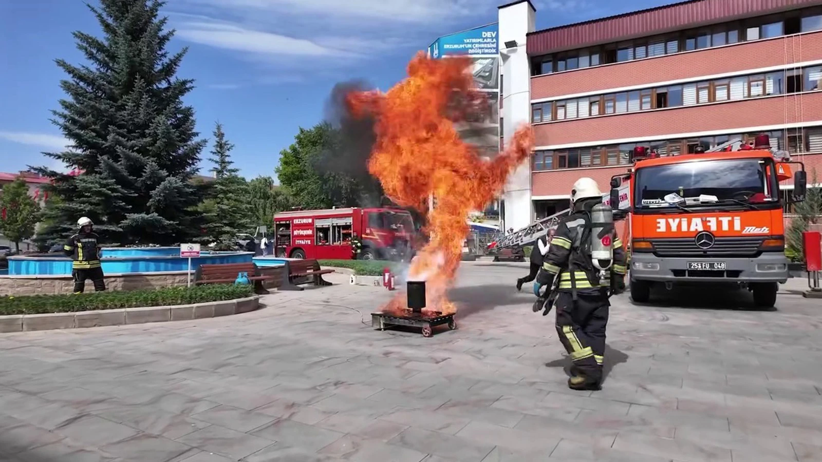 Adres Erzurum: Belediyede gerçeğini aratmayan tatbikat