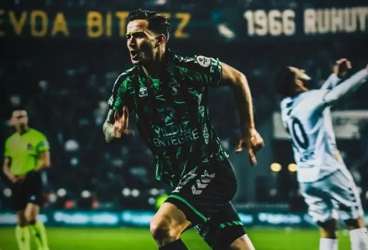 Kocaelispor, Oğulcan Çağlayan ve Ryan Mendes’in sözleşmelerini uzattı