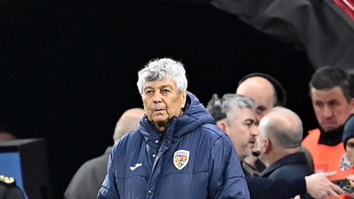 Romanya Teknik Direktörü Mircea Lucescu hastaneye kaldırıldı