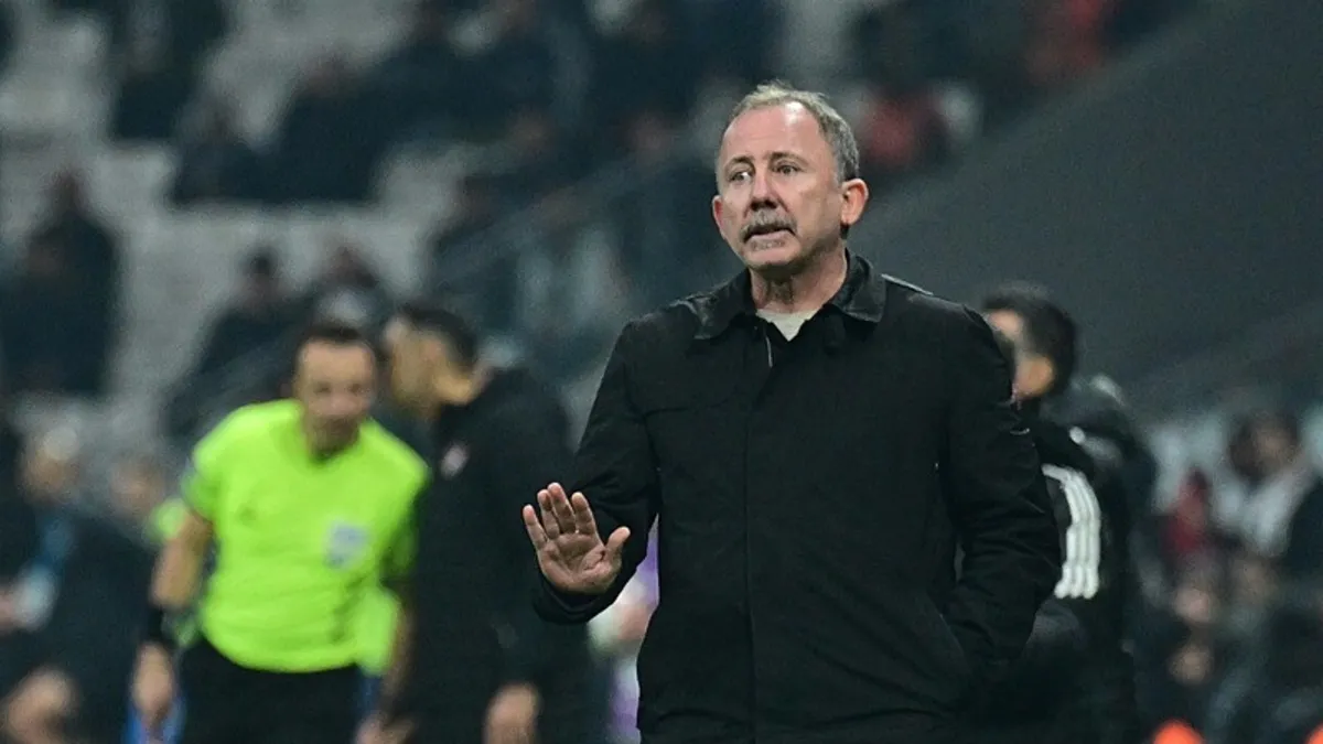 Beşiktaş'ta Sergen Yalçın'dan flaş Rafa Silva sözleri! "Elimde patladı"