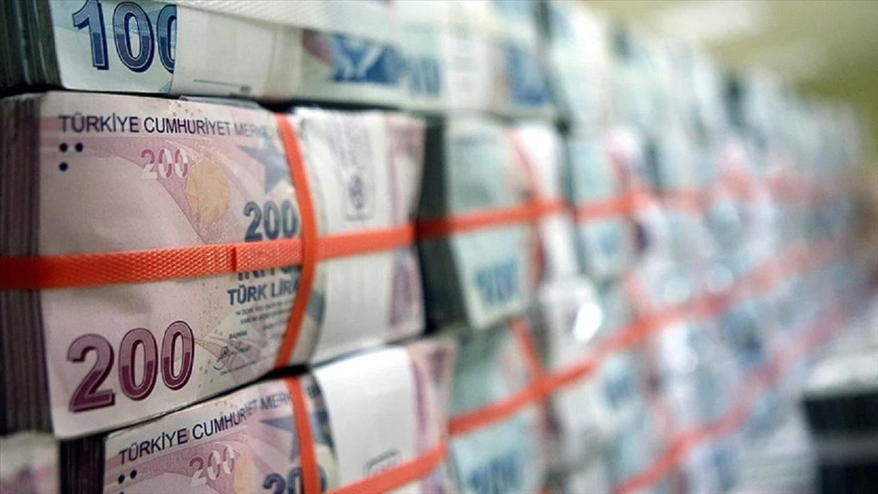 Hazine, bono ihalesiyle 33,9 milyar lira borçlandı