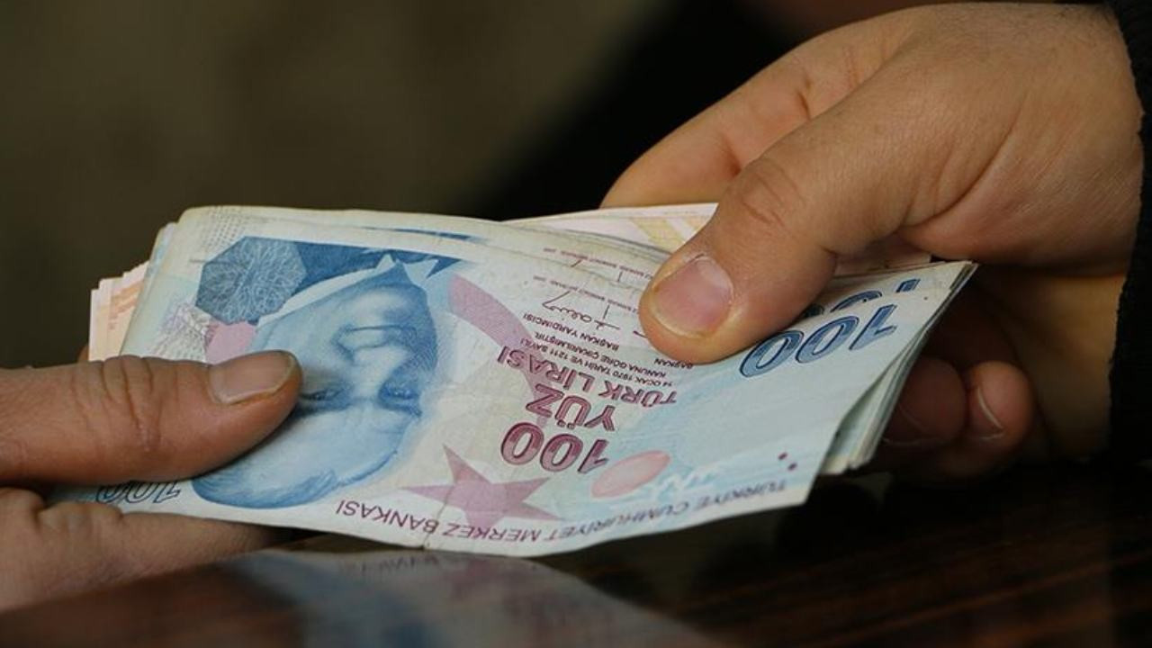 SGK duyurdu: Emeklinin bayram ikramiyesinde ödeme takvimi belli oldu
