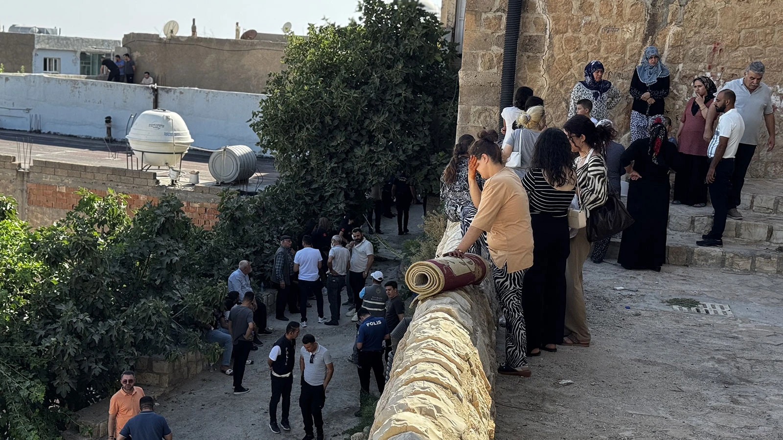 Mardin'de şüpheli olay: 2 kız kardeş evlerinde ölü bulundu