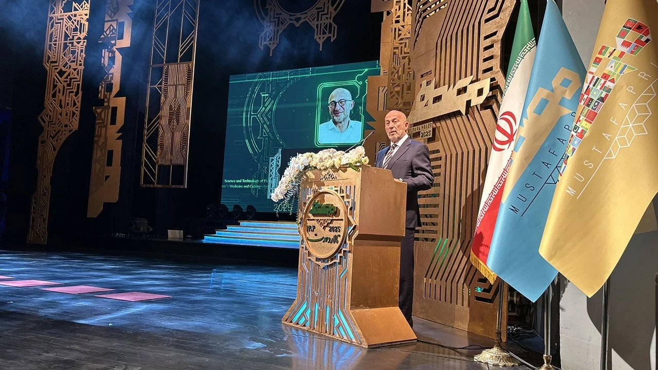 Türk bilim insanı Prof. Dr. Mehmet Toner, "Mustafa Ödülü"ne layık görüldü