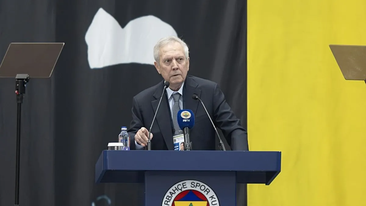 Aziz Yıldırım'dan flaş transfer çıkışı! "Bu Cherif'i kim aldı?"