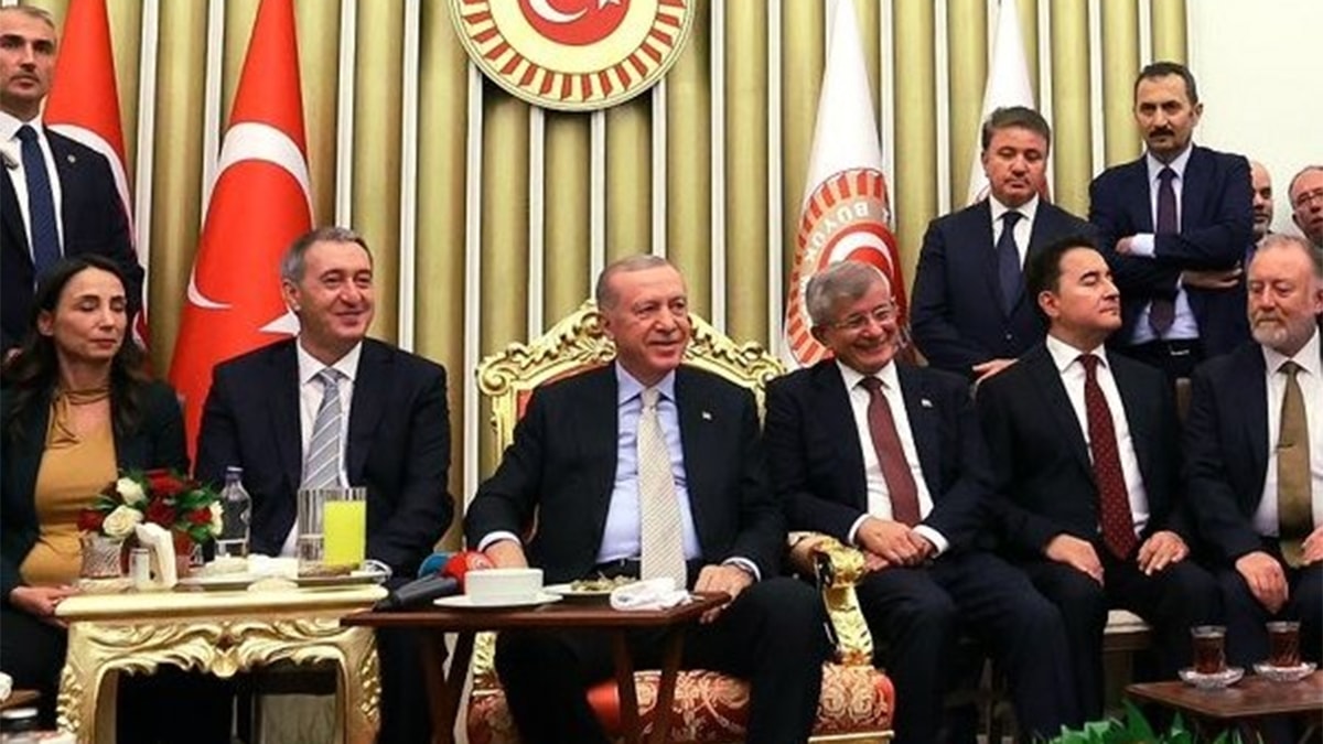 Erdoğan bu fotoğrafa girmeyen CHP'ye çok kızdı