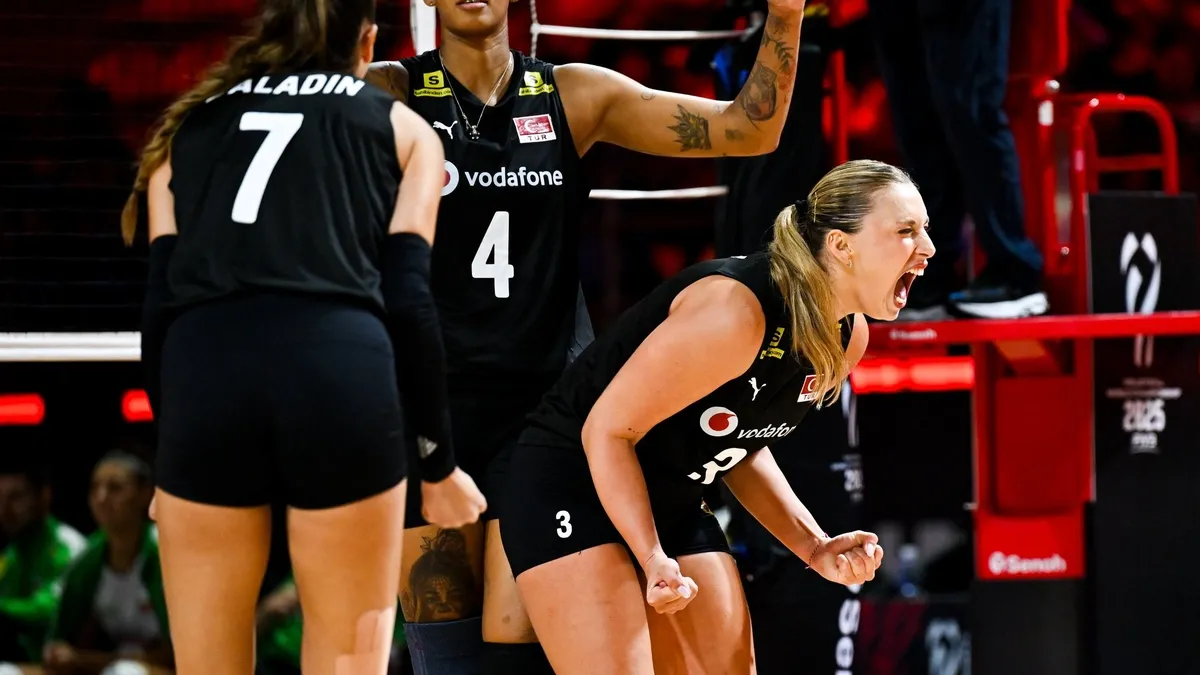 A Milli Kadın Voleybol Takımı Kanada maçına hazır