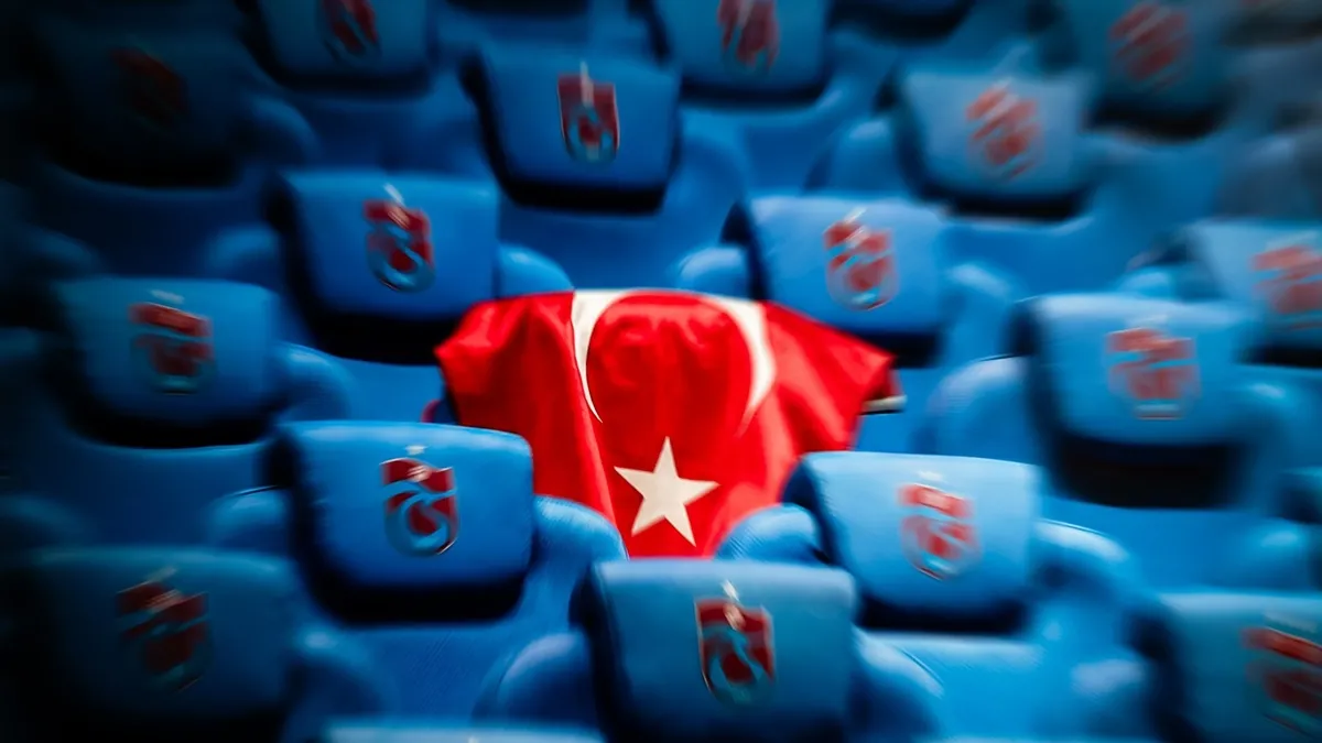 Trabzonspor, Kasımpaşa maçında taraftarlara Türk bayrağı dağıtacak