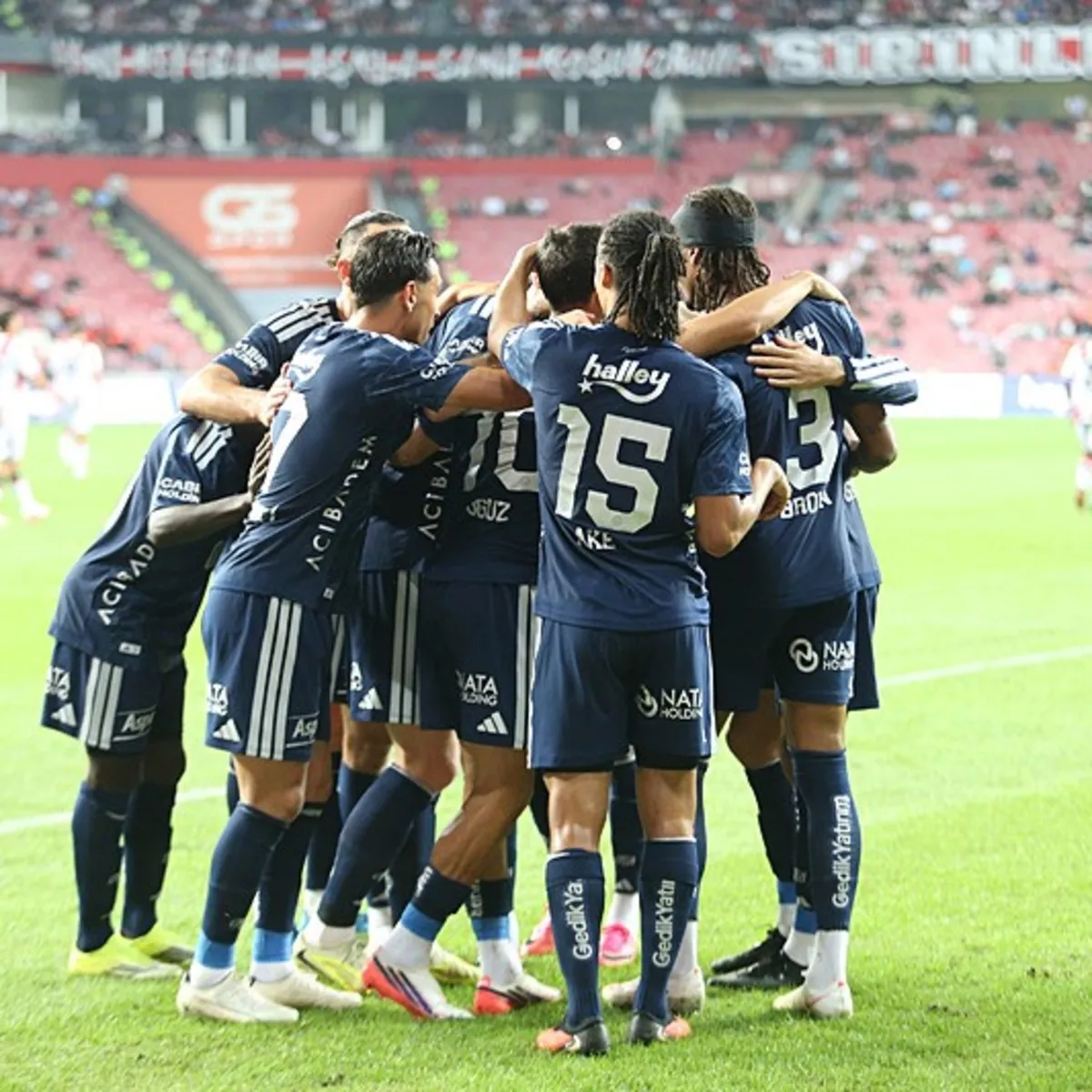 Fenerbahçe deplasmanda Samsunspor'u mağlup etti!