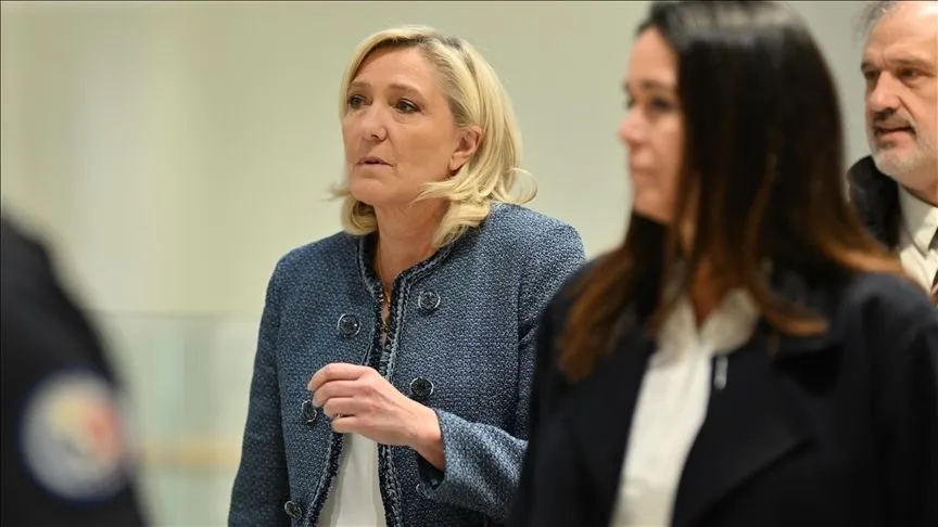 Fransa'da Le Pen hakkındaki kararı veren yargıçlara yönelik tehditlere soruşturma 