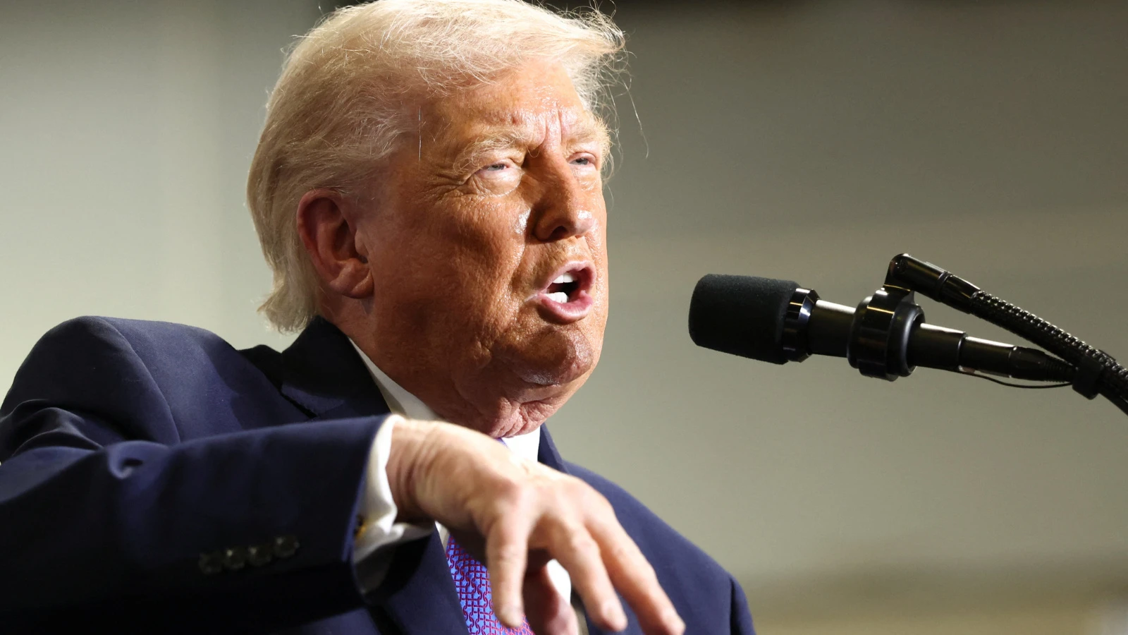 Trump, G7 liderlerine söyledi: İran teslim olmak üzere!
