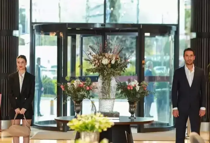 NOW TV Dizisinin Çekim Mekanları : Çift Kişilik Oda Nerede Çekiliyor?