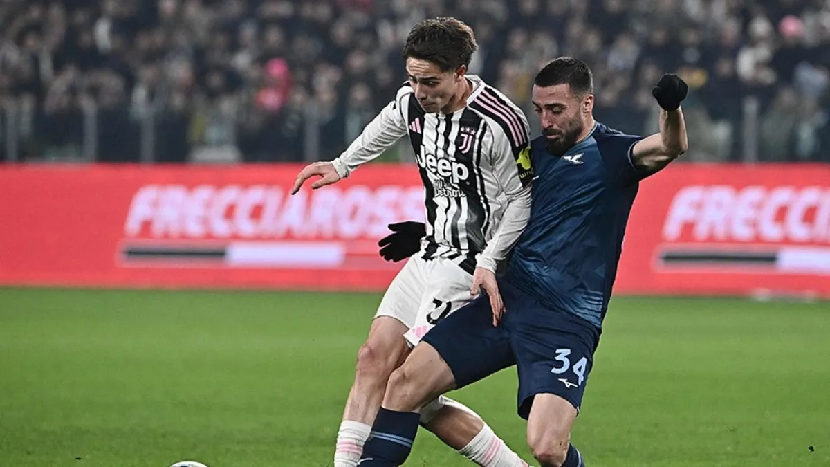 Galatasaray'ın rakibi Juventus 1 puanı 90'da kurtardı!