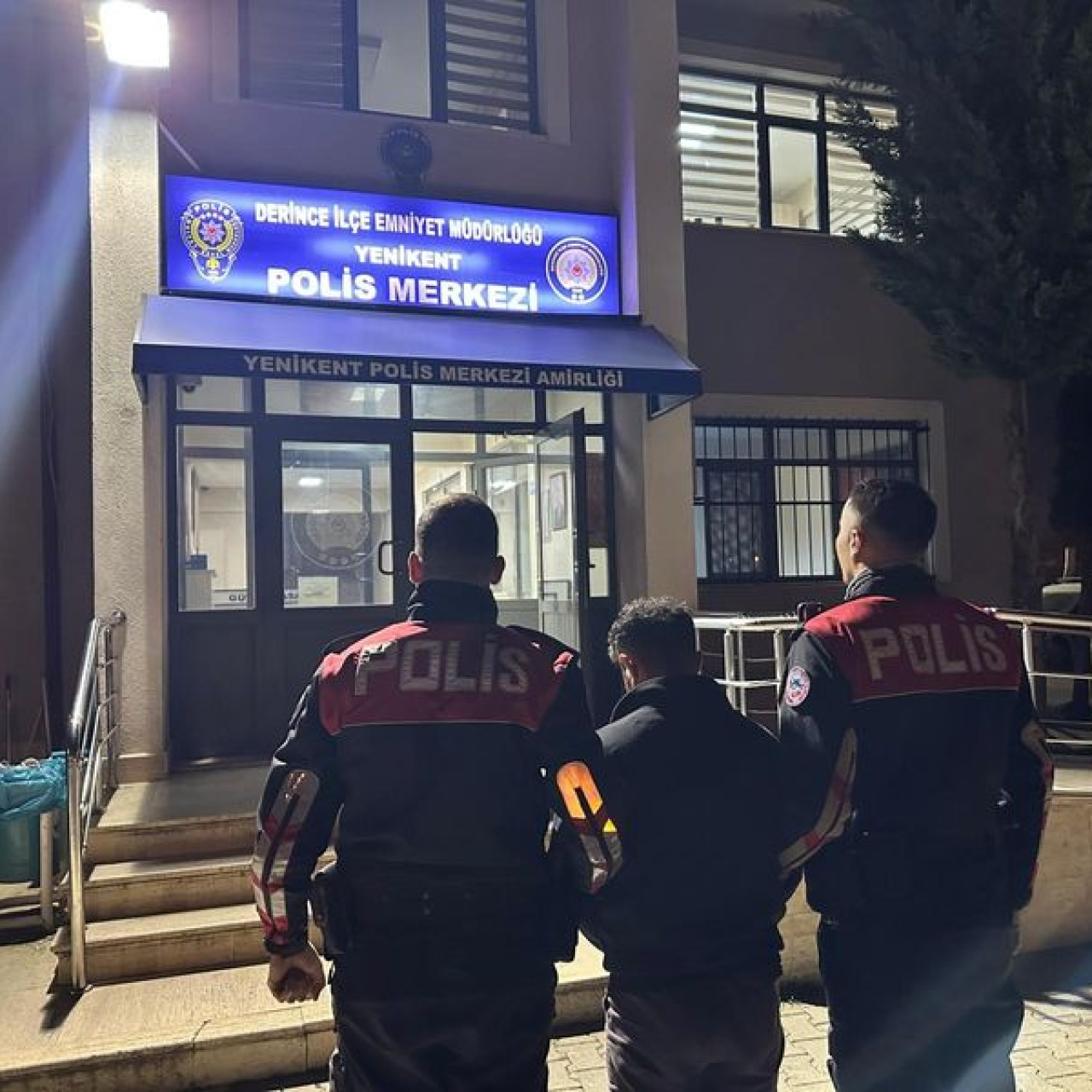 Kocaeli'de uyuşturucu operasyonlarında 18 tutuklama