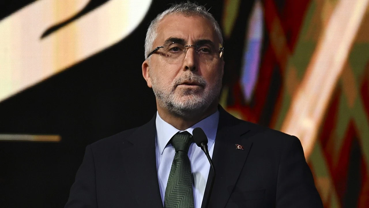 Işıkhan'dan asgari ücret mesajı: Gelir korunacak, makroekonomik denge gözetilecek