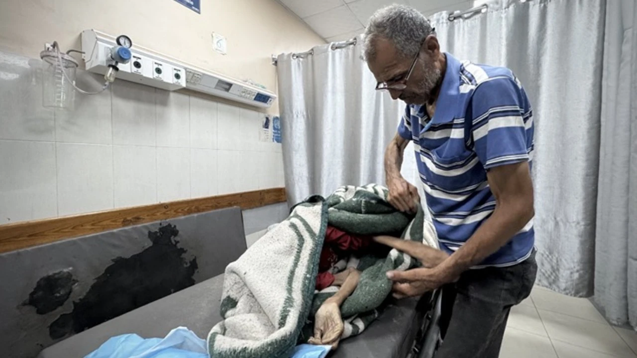 Gazze'de son 24 saatte 15 Filistinli açlıktan hayatını kaybetti