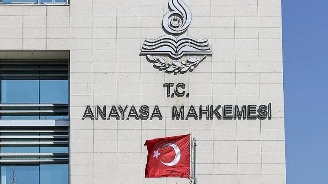 Aym, Yeni Parti'nin İsminin Hükümsüz Sayılması Talebini Yarın Görüşecek