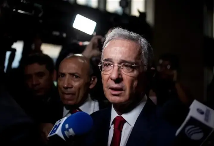 Kolombiya'da eski Devlet Başkanı Uribe, 12 yıl ev hapsine mahkum edildi