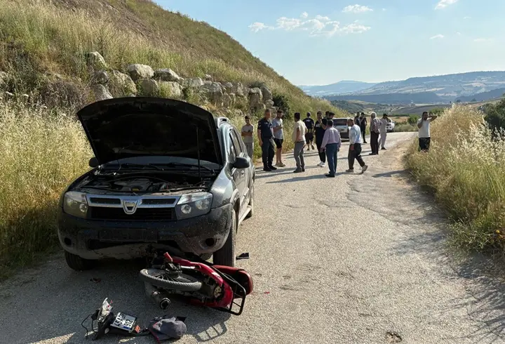 Manisa’da cip ile çarpışan motosiklet sürücüsü ağır yaralandı