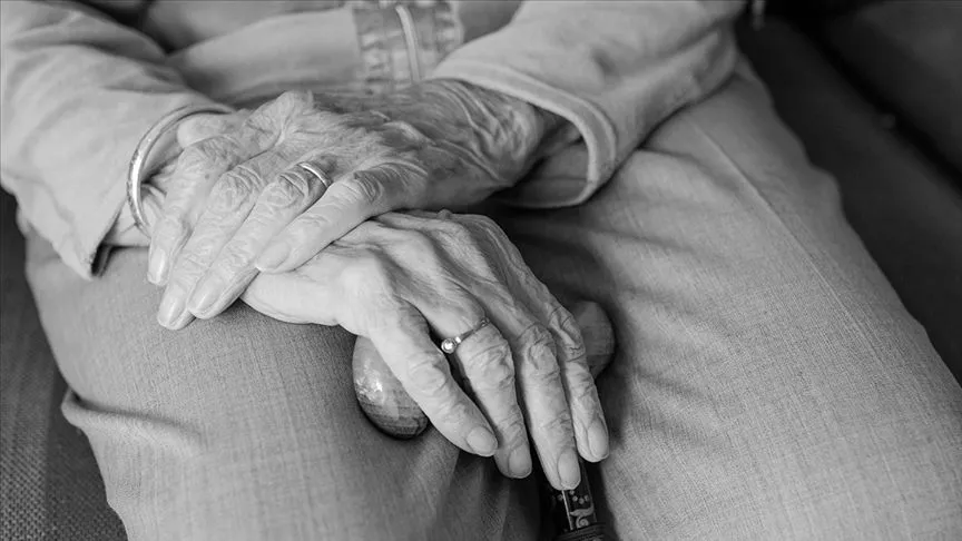 Dünya genelinde 60 yaş üstü kişilerin yüzde 15,7'si istismara maruz kalıyor
