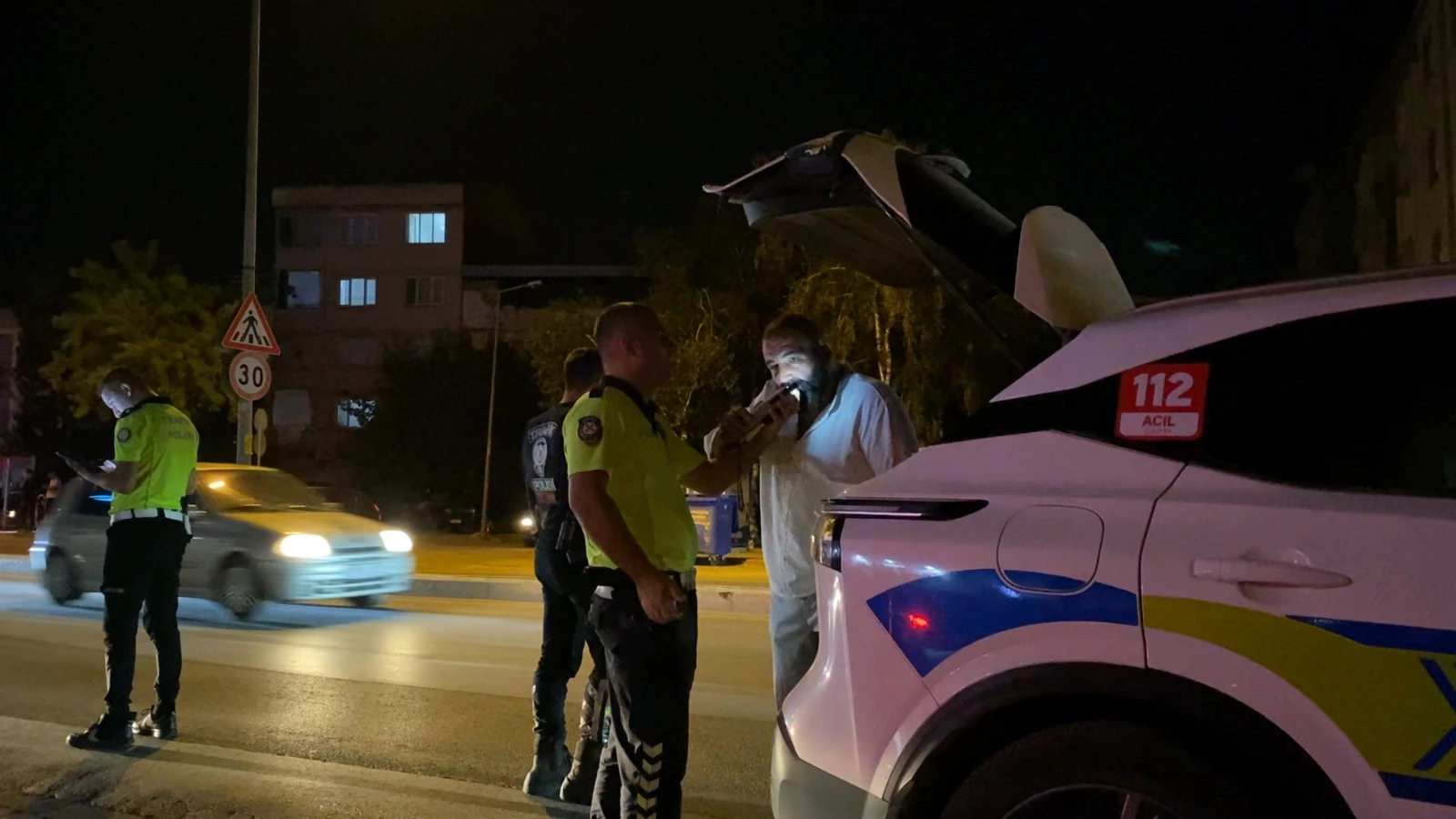 Bursa'da polisin 'dur' ihtarına uymayan alkollü sürücü yakalandı