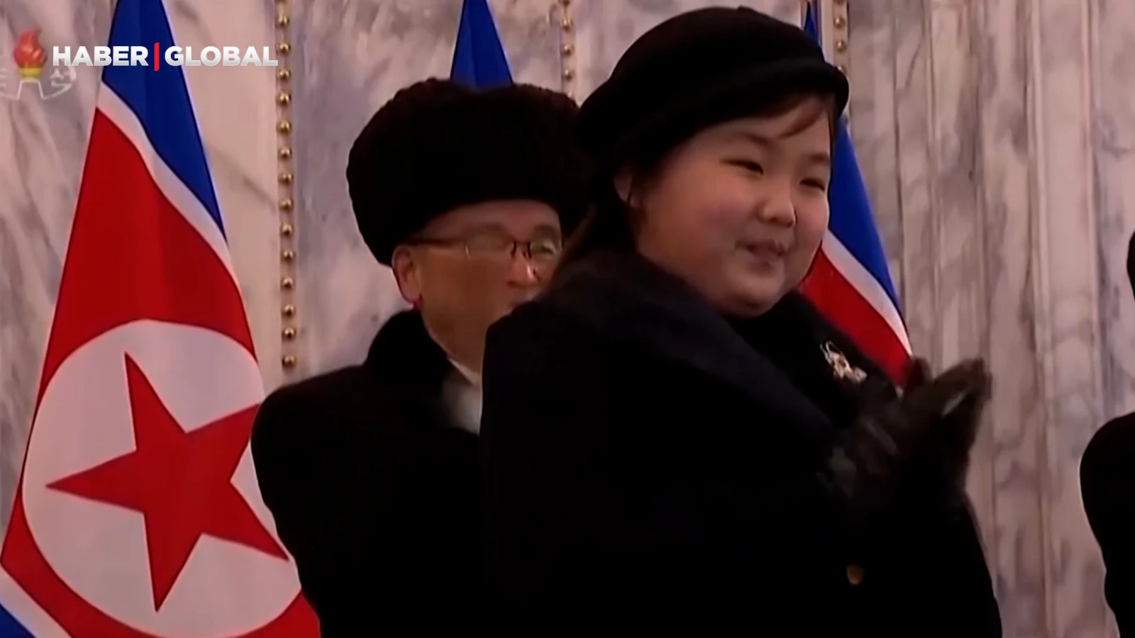 Kim Jong Un sır gibi sakladığı kızını dünyaya tanıttı