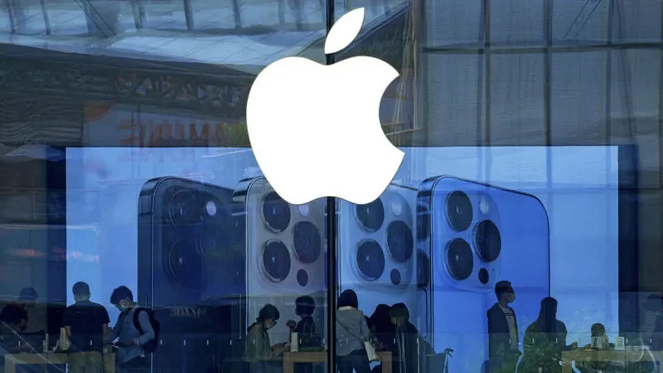 Apple'ın iPhone sevkiyatları 14 yıl sonra ilk kez Samsung'u geçti