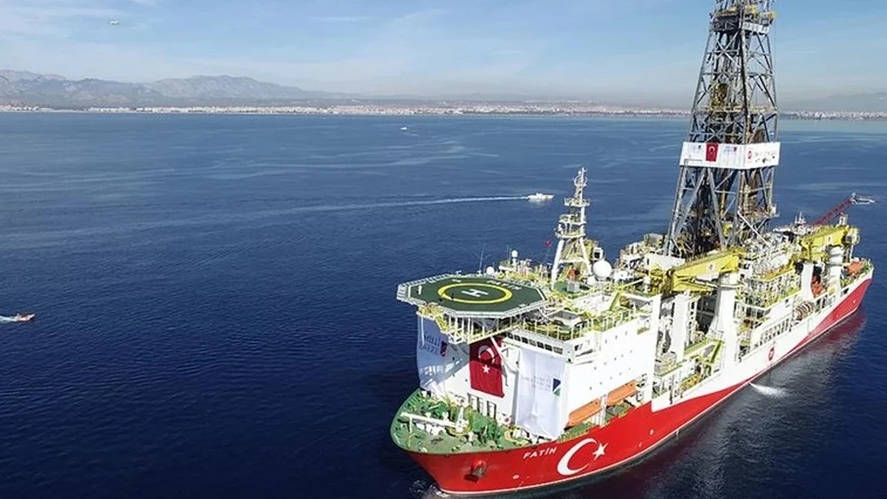 Bakan Bayraktar duyurdu: TPAO, Libya'da petrol ve gaz arayacak
