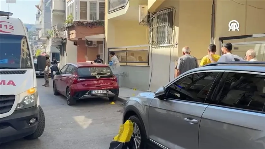 İzmir'de polis merkezine silahlı saldırıda 2 polis şehit oldu, 1 polis yaralandı