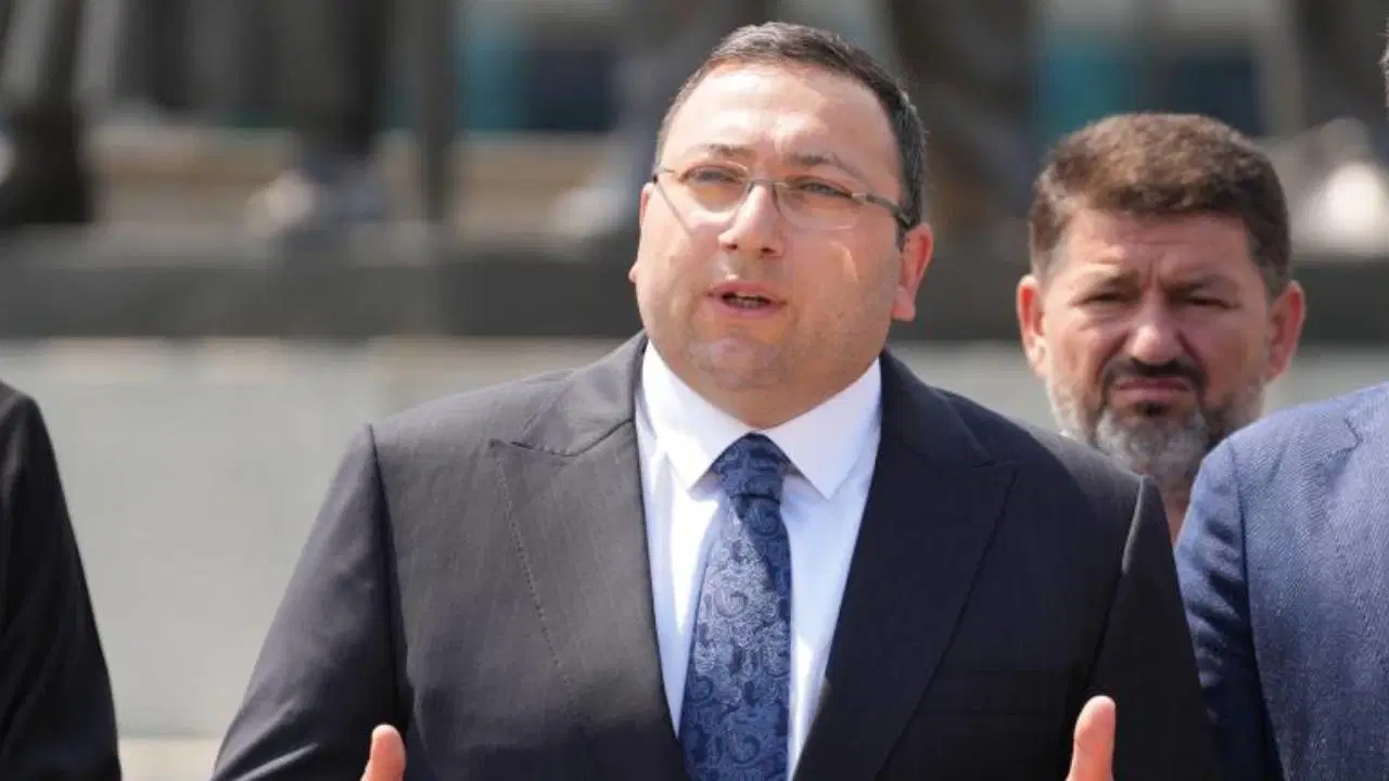 Anadolu Otoyolu’nda Zincirleme Kaza: AKP'li Üsküdar Belediye Başkan Vekili Gültekin De Yaralandı