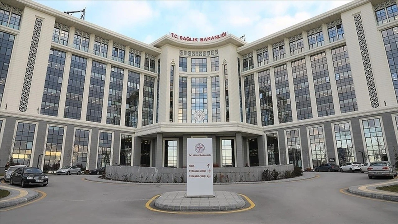Sağlık Bakanlığı duyurdu: 'Devlet hastanesinde istismar' iddialarına ilişkin inceleme başlatıldı