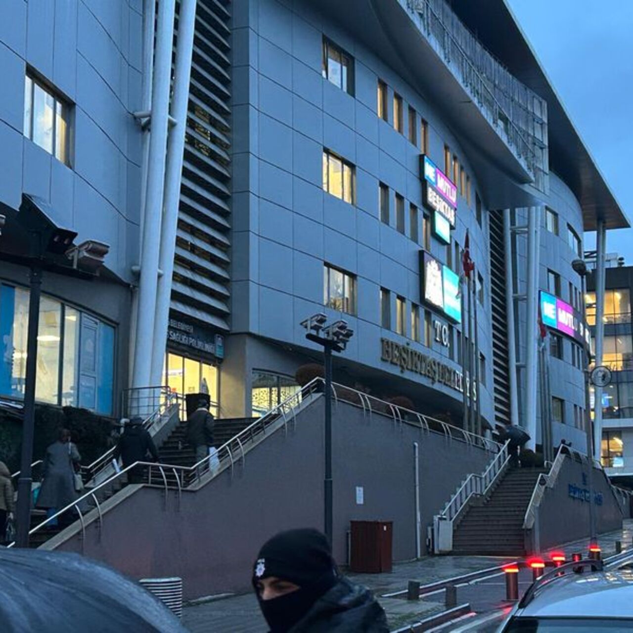 Belediyelere yönelik yolsuzluk soruşturmalarında ilk iddianame düzenlendi