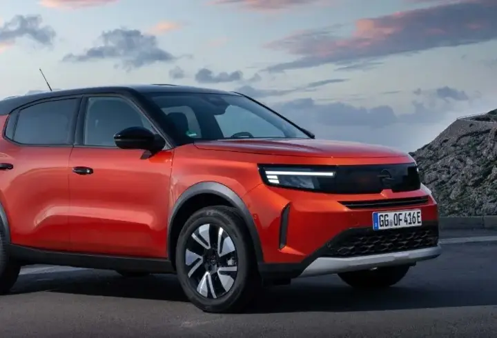 Opel 75.4 bin adet satışla Türkiye rekorunu kırdı