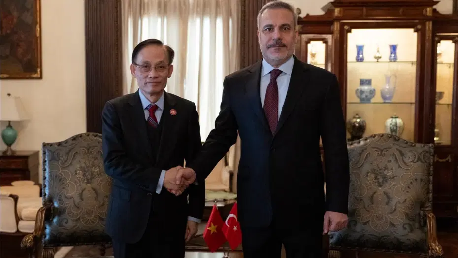Dışişleri Bakanı Fidan, Vietnamlı mevkidaşı ile görüştü