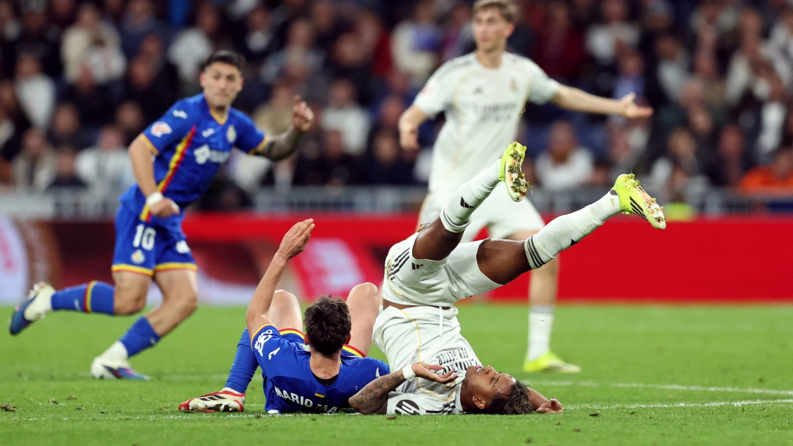 Brezilya ve Real Madrid'e şok: Rodrygo sezonu kapattı