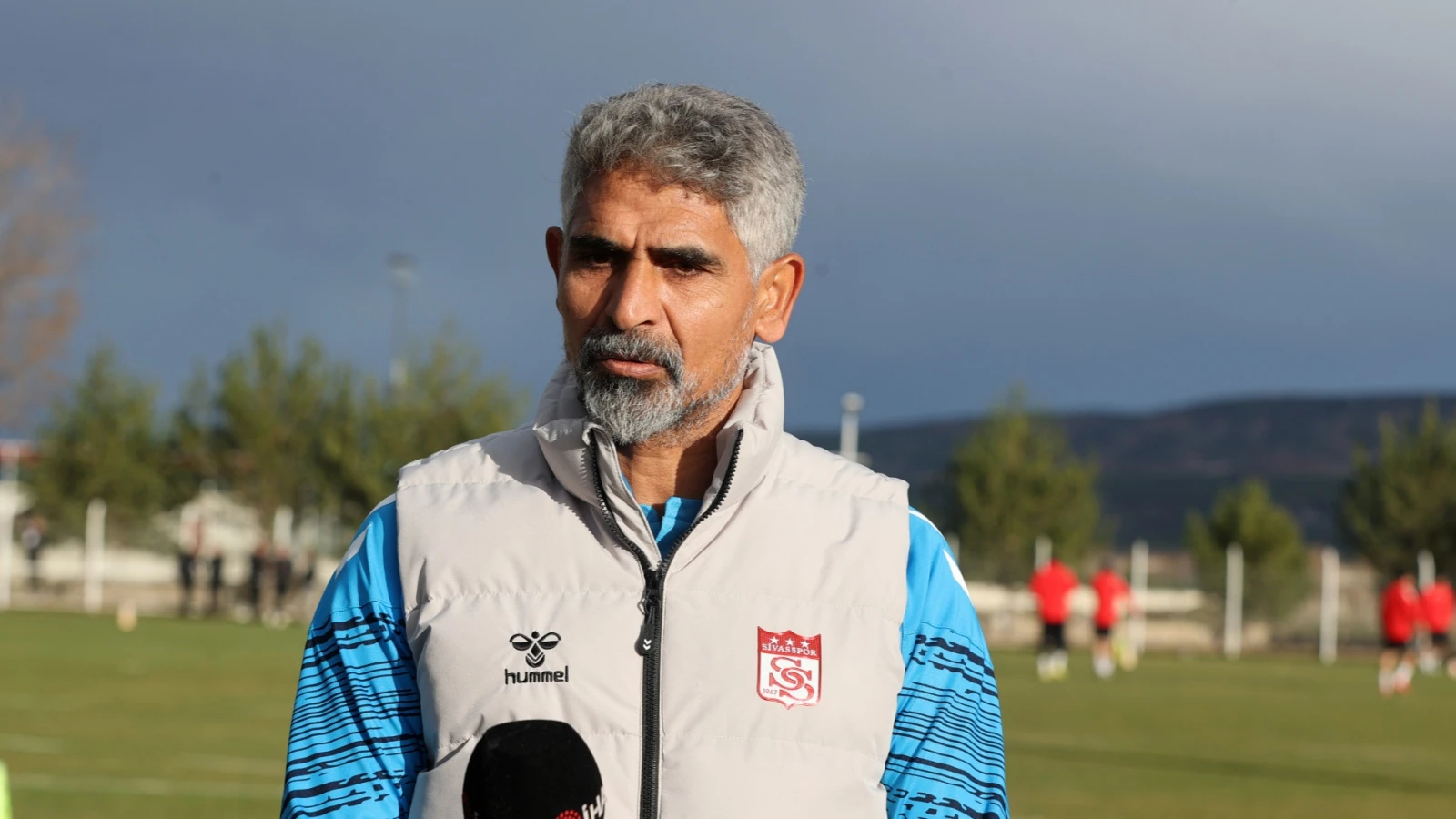 İsmet Taşdemir: Rey Manaj'ın sakatlığı ciddi