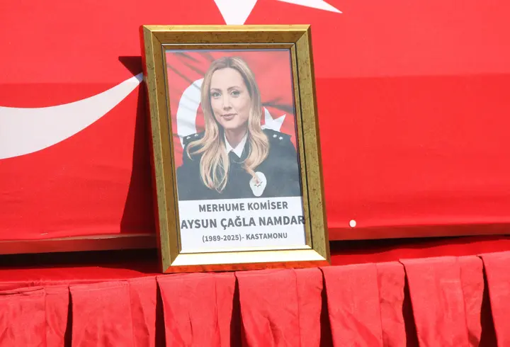 Trafik kazasında hayatını kaybeden komiser için tören