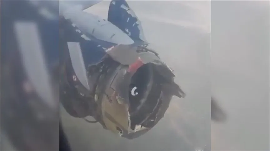 Nijerya'da yolcu uçağı motor arızası nedeniyle acil iniş yaptı