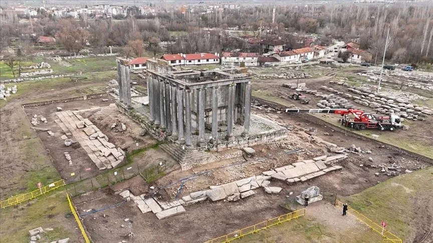 Aizanoi'deki Zeus Tapınağı'nın restorasyon çalışmalarına gelecek yıl başlanacak
