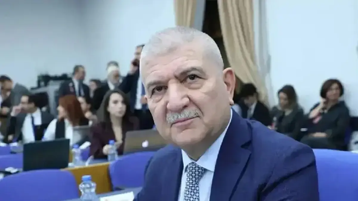 Son Dakika... Bursa Milletvekili Cemalettin Kani Torun Ak Parti'ye Katıldı
